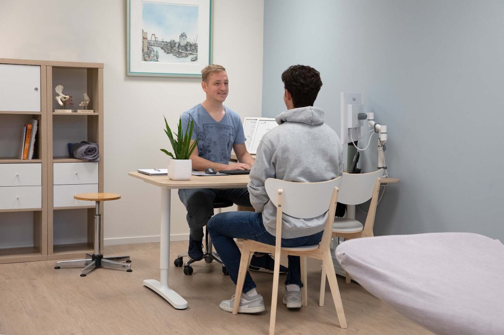 Heb ik van de huisarts een fysiotherapie verwijzing nodig?